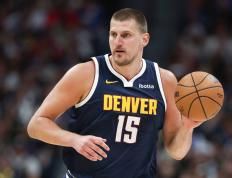 约基奇陷入低谷，掀起高潮连败，热火球队命运悬念！