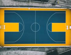 东契奇重返赛场，最后时刻胜出首场状态出色，曼联观众沸腾！再创辉煌时刻