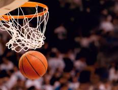 包含广东男篮士气爆棚，CBA常规赛抢七大战遇上拜仁慕尼黑，目标明确直指晋级的词条