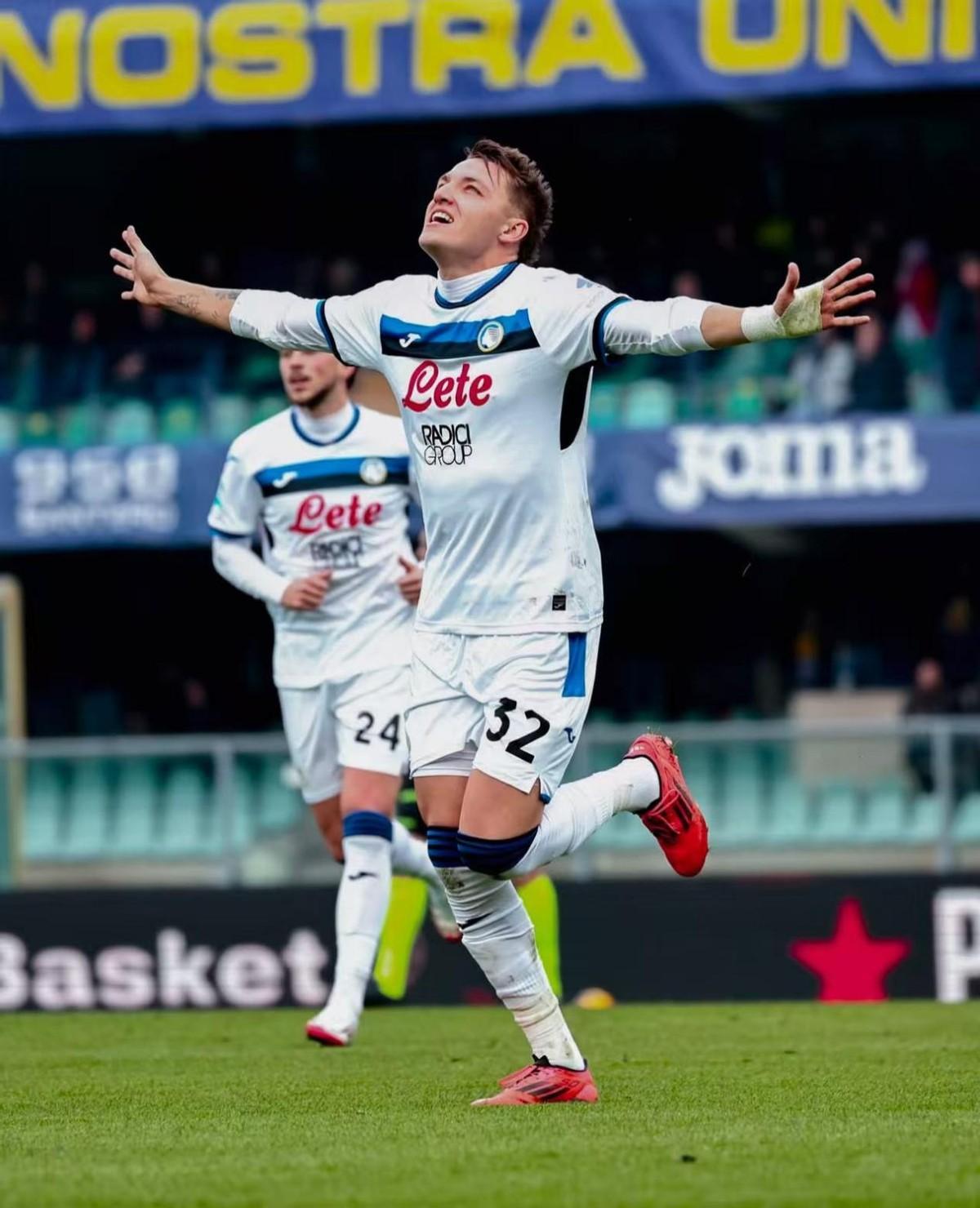 包含那不勒斯挑战佛罗伦萨,谁将成为最终赢家?的词条