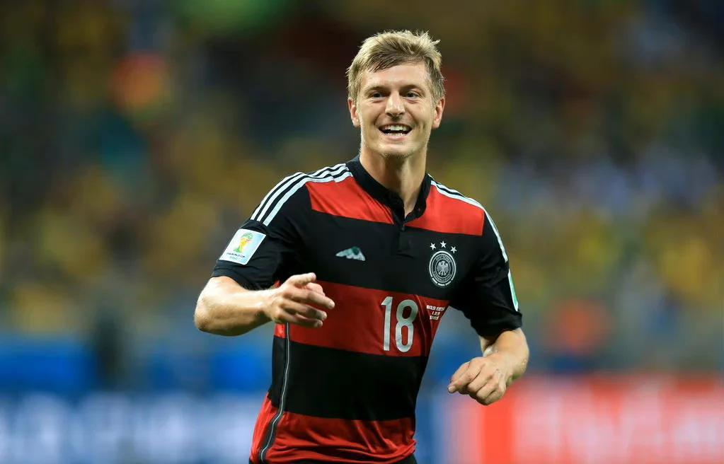 巴西队横扫德国队毫无还手之力的简单介绍