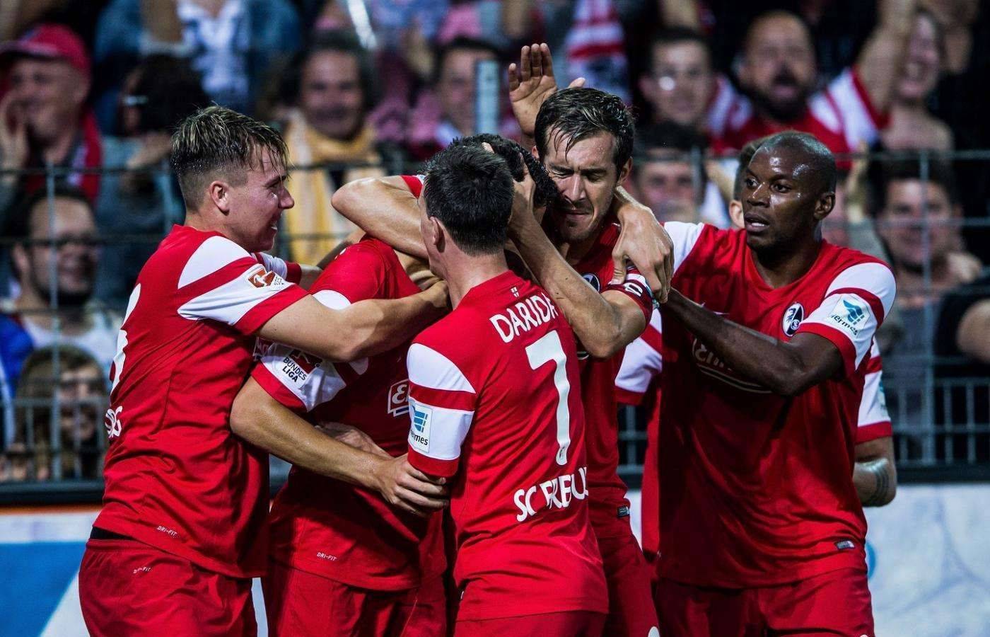 波尔图斑斓表现,与对手展开激烈对决