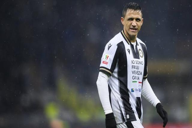 乌迪内斯队长在比赛中受伤,球队缺少核心引发担忧的简单介绍